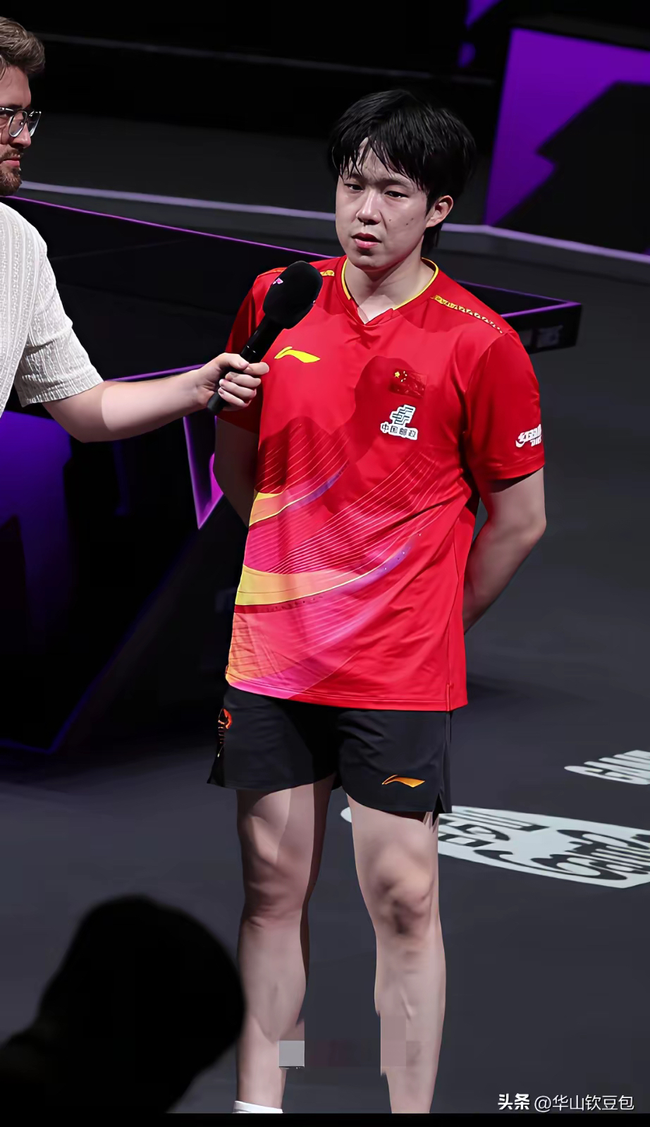 开云官网-瑞典队险胜日本队，王皓统治全场