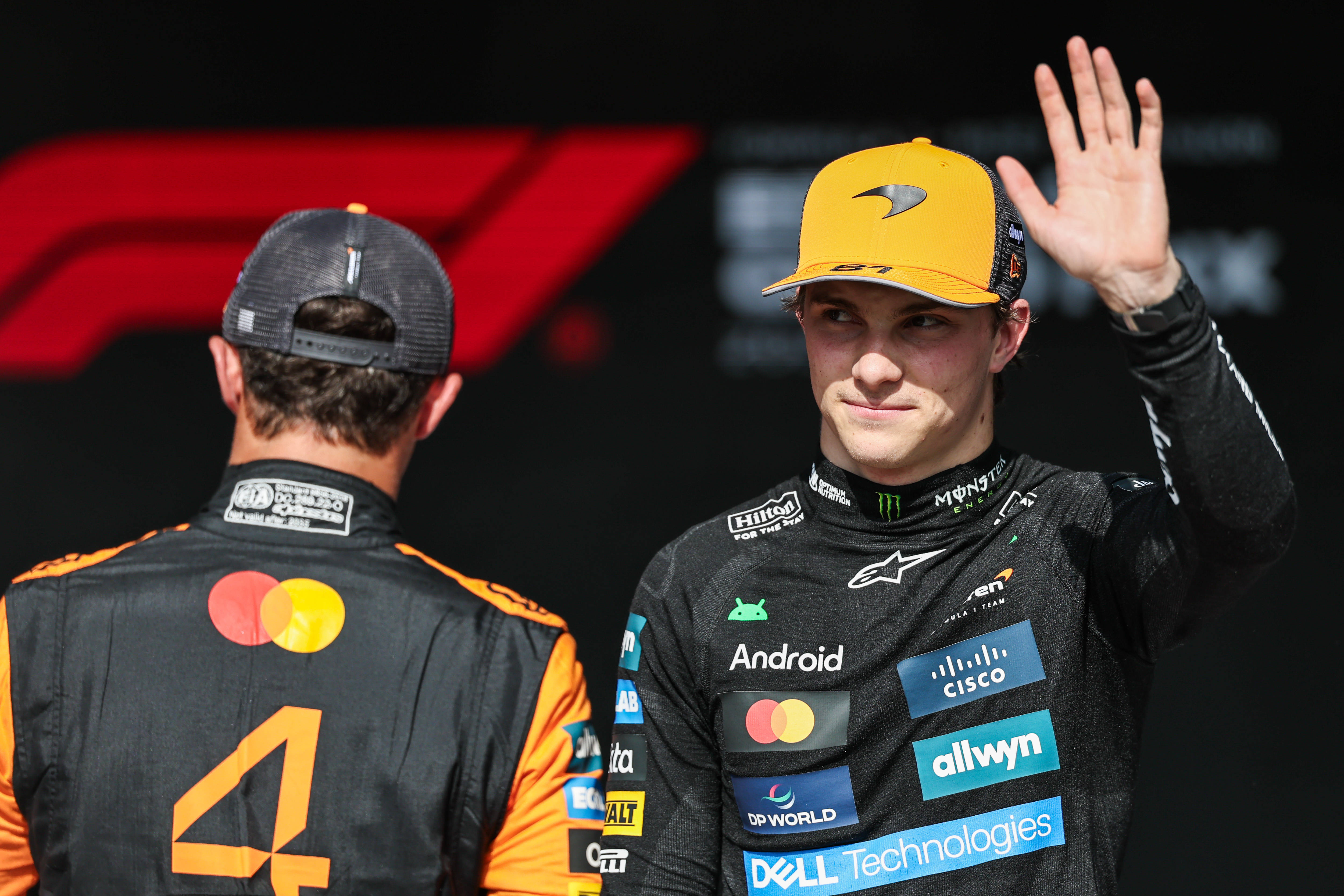 迈凯伦翻盘梅赛德斯，勒克莱尔点燃赛场